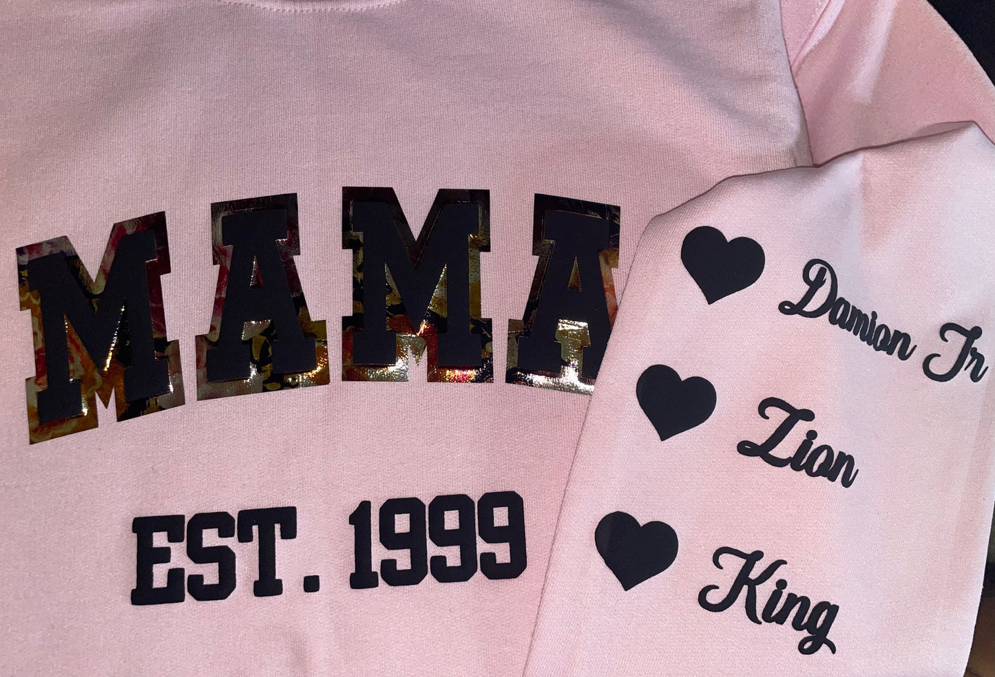Viral MAMA Sweatshirt