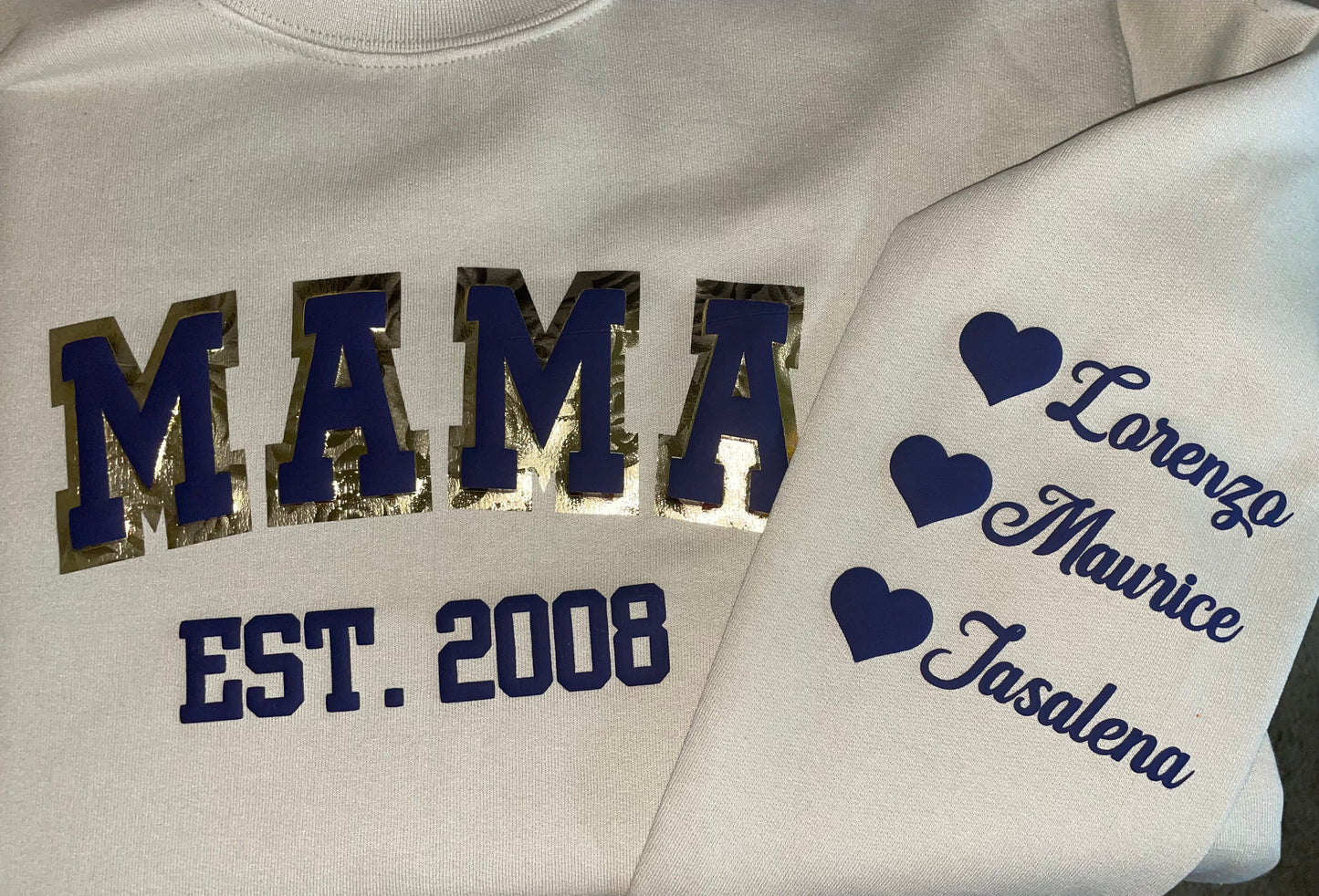 Viral MAMA Sweatshirt
